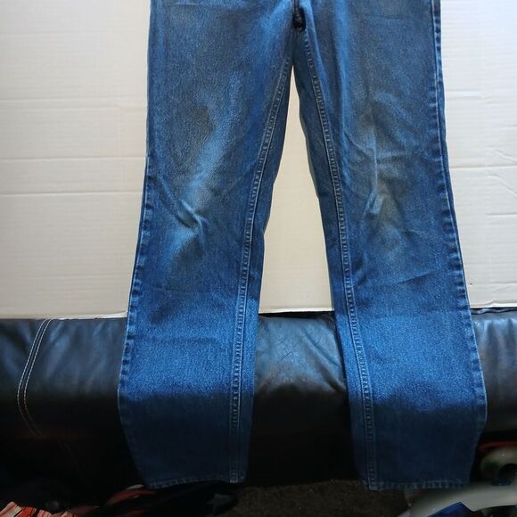 L L Bean Blue Jeans Classic Fit, Size 30x34. - Picture 2 of 8